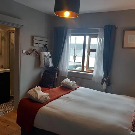 Baywatch Guest house Dingle