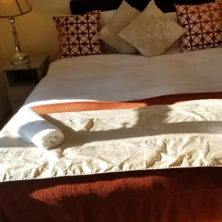 Baywatch بيت ضيافة *