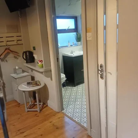 بيت ضيافة Baywatch دينغل